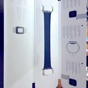 Apple infinity loop band